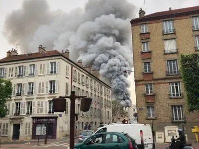 Во время пожара во французском Версале пострадал человек