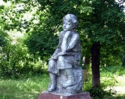На Харківщині демонтували пам'ятник Леніну