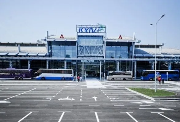 vibukhivki-v-aeroportu-kiyiv-ne-znayshli
