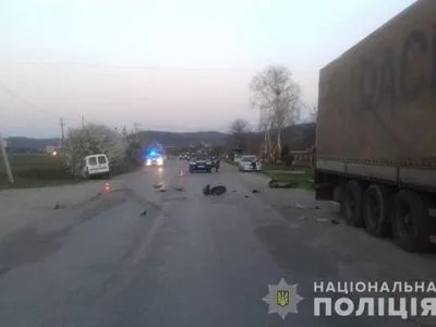 В Тернопольской области пенсионерка погибла, врезавшись на скутере в автомобиль