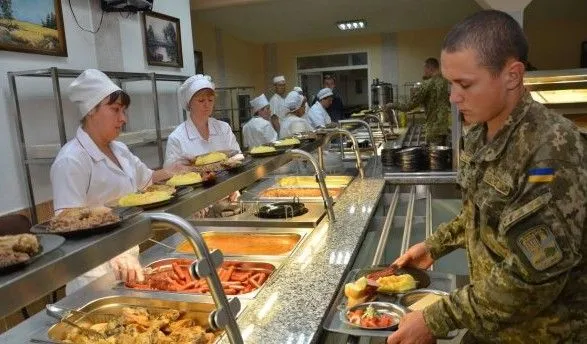 В Нацгвардии обнаружены махинации на закупке питания для военных