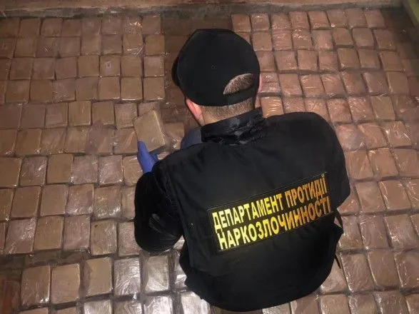 В Киеве задержана группа наркоторговцев с 300 кг героина