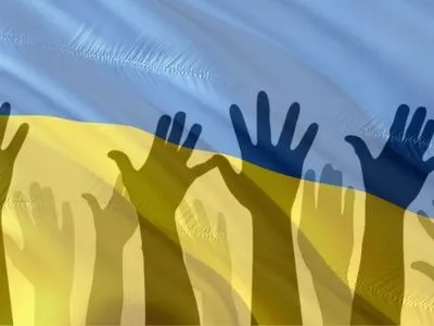 Васали, прибульці і зелений тархун: у ЄС зібрали топ російських фейків про вибори в Україні