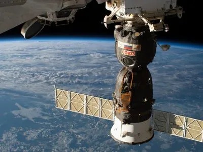 Роскосмос: космические туристы для полета в 2021 году еще не определены