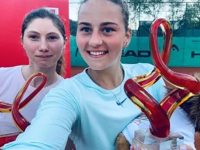 Теннисистка Костюк выиграла первый в карьере профессиональный парный турнир