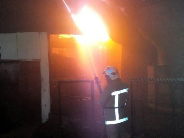 В Кривом Роге загорелся цех ремонтно-механического завода