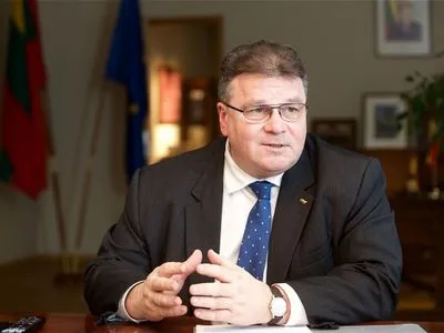Голова МЗС Литви написав привітання з Великоднем українською