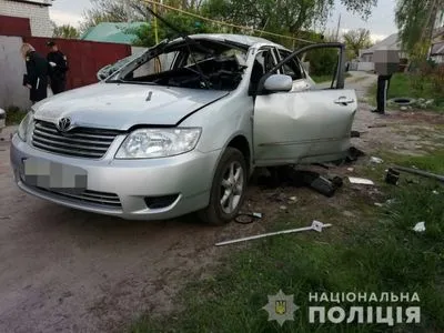 В Харькове бросили гранату в автомобиль