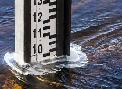 Украинцев предупредили о повышенном уровне воды в реках