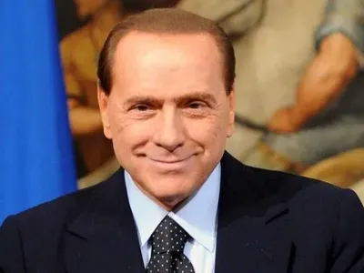Берлускони прооперировали