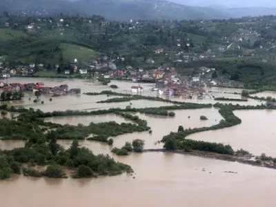 Рятувальники попереджають про підйом річок через зливи на Тернопільщині