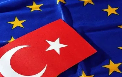 ЄС і Туреччина закликали США скасувати нафтові санкції проти Ірану