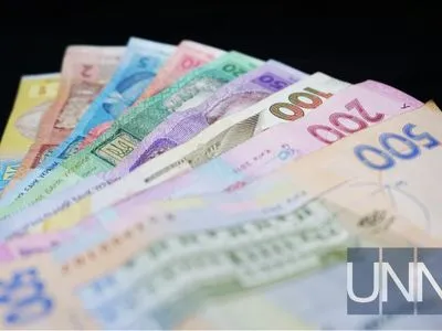 Средняя заработная плата в Киеве в феврале составила 14,5 тыс. грн