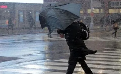 На Львівщині оголосили штормове попередження