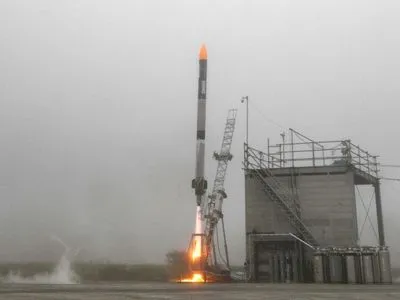 Першу приватну ракету в історії Японії успішно запустили з космодрому