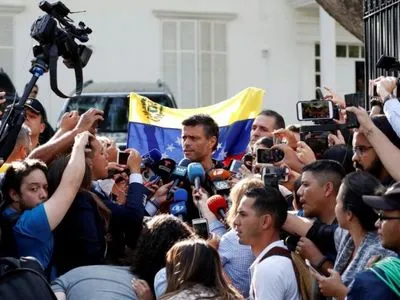 Іспанія не планує видавати владі Венесуели опозиціонера Лопеса
