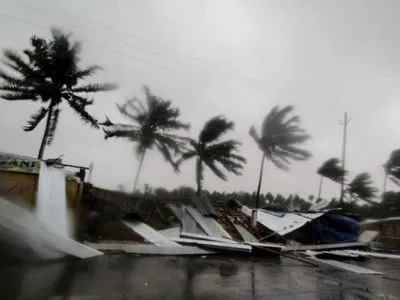 Число погибших из-за циклона "Фанни" в Индии возросло до 16
