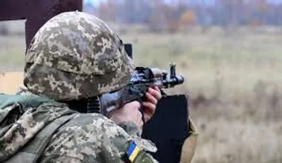 За сутки оккупанты в Донбассе девять раз обстреляли позиции украинских военных