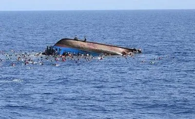 Біля берегів Туреччини затонув човен з мігрантами, є загиблі