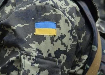 Во время выступления Порошенко военнослужащая потеряла сознание