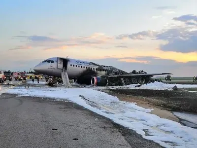 У Росії назвали основною версією катастрофи в Шереметьєво помилки пілотів