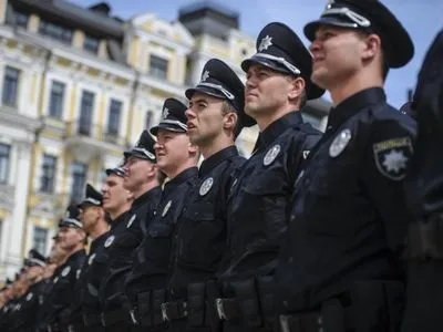 Громадський порядок 9 травня охоронятимуть понад 16 тис. поліцейських