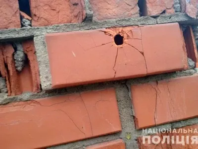 На Донеччині чоловік обстріляв житловий будинок