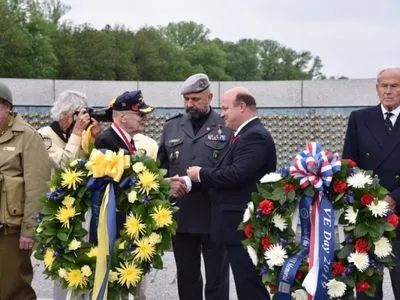 Кривонос та Чалий у США вшанували загиблих у Другій світовій війні