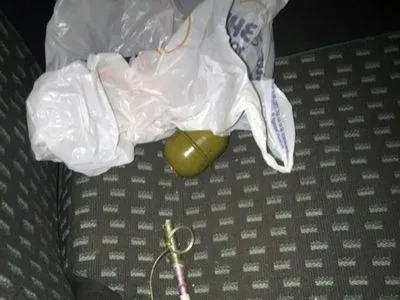 У Києві чоловік перевозив гранату в автомобілі