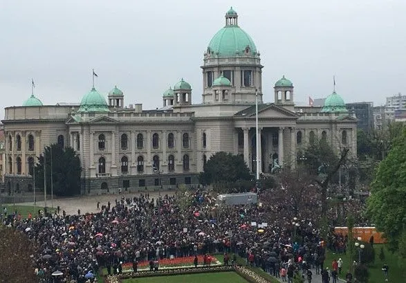 У сербській столиці знову пройшли антиурядові протести