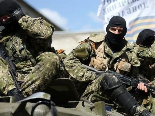 В ОРДЛО оккупанты обязывают военнослужащих получить гражданство РФ - разведка