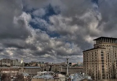 В Киеве и области в ближайшие часы ожидается гроза