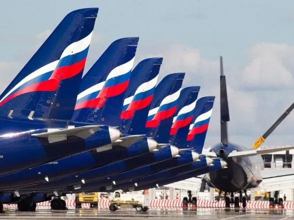 Лайнер SSJ-100 "Аэрофлота", летевший в Самару, вернулся в Москву