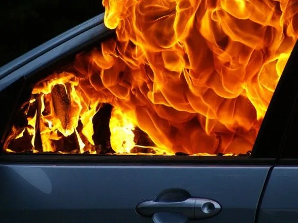 Головному редактору телеканалу спалили автомобіль