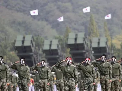 Південна Корея планує до 2024 року почати впровадження військових роботів