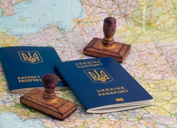 Українці уже здійснили більше 33 млн поїздок до ЄС по "безвізу"