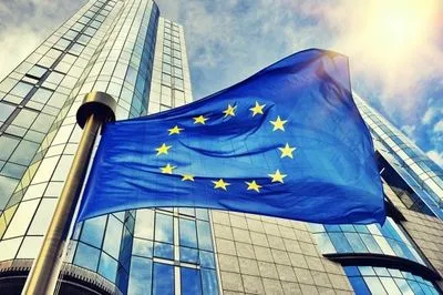 У Єврокомісії вважають головним завданням Зеленського в найближчі роки виплату боргів України