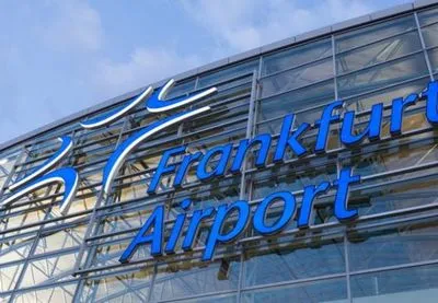 Крупнейший аэропорт Германии изменил написание столицы Украины