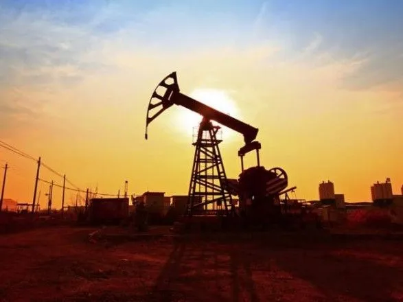 Мировые цены на нефть упали