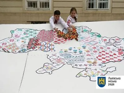 Во Львове создали карту украинских вышиванок