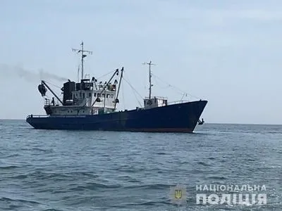 В Азовському морі викрили судно, яке зайшло у заборонену зону