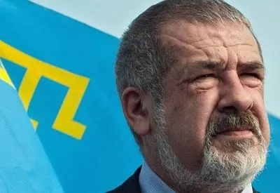 Силовики снова пришли в дом лидера крымскотатарского народа Джемилева