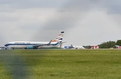 В аеропорту Праги зіткнулися два літаки