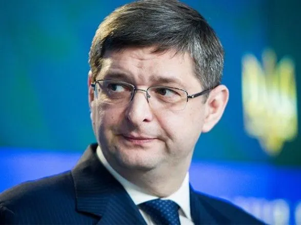 Порошенко уволил первого заместителя АП Ковальчука из Нацсовета реформ