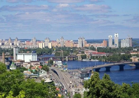 В Киев пришло метеорологическое лето