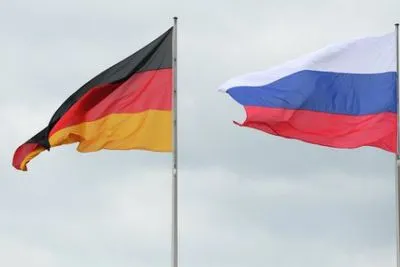 Глави МЗС Німеччини та Росії обговорили Україну