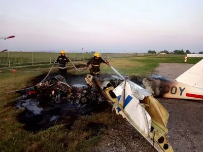 Маломоторный самолет сгорел в Херсонской области