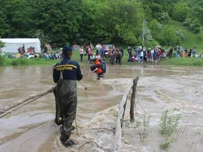 В Хмельницкой области эвакуировали более 200 детей из-за выхода реки из берегов