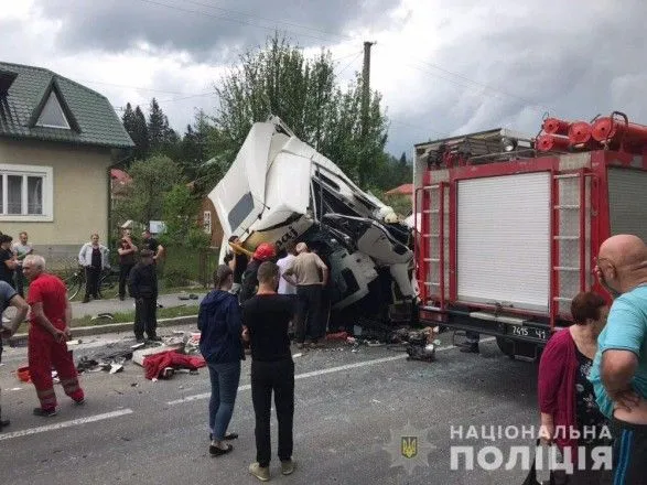 Во Львовской области столкнулись четыре авто, есть погибший