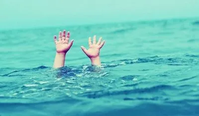 В Донецкой области утонула малолетняя девочка